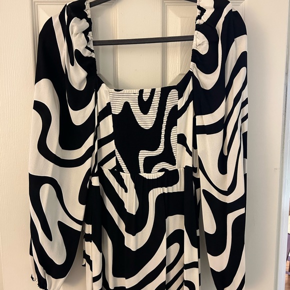 & Other Stories Square Neck Midi Dress - Picture 4 of 6